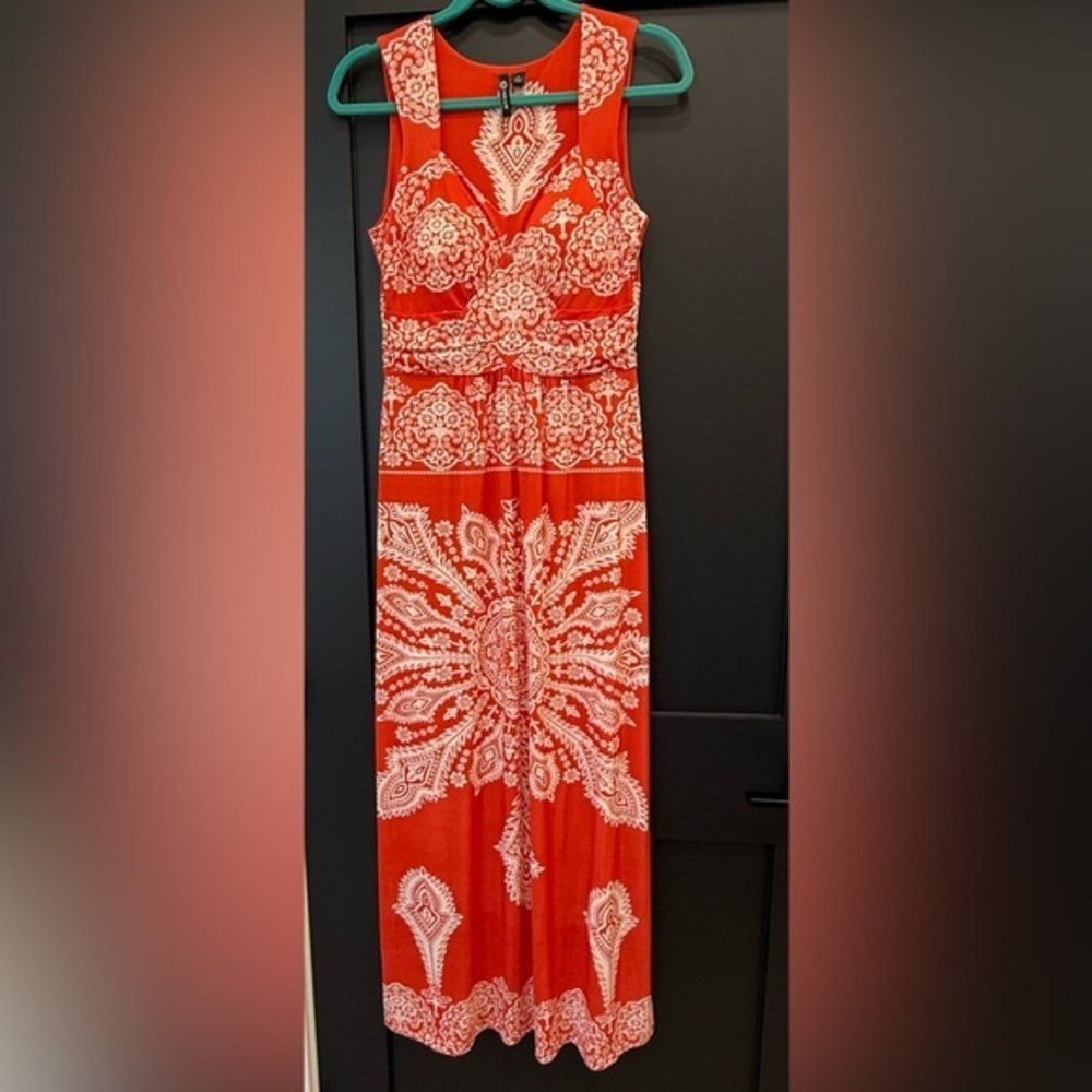 Milano Red-ish Orange and White Maxi Dress Size M
